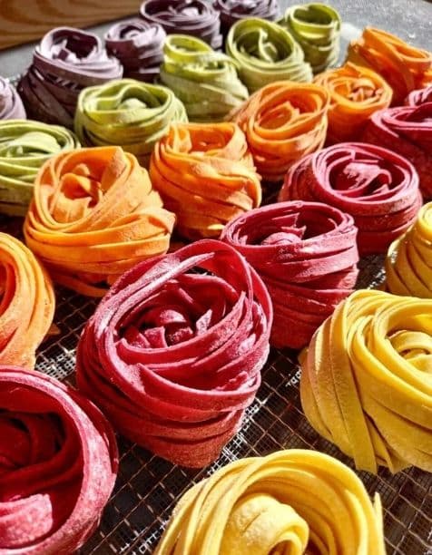 El Yapımı Karışık Sebzeli Fettuccine 300 g