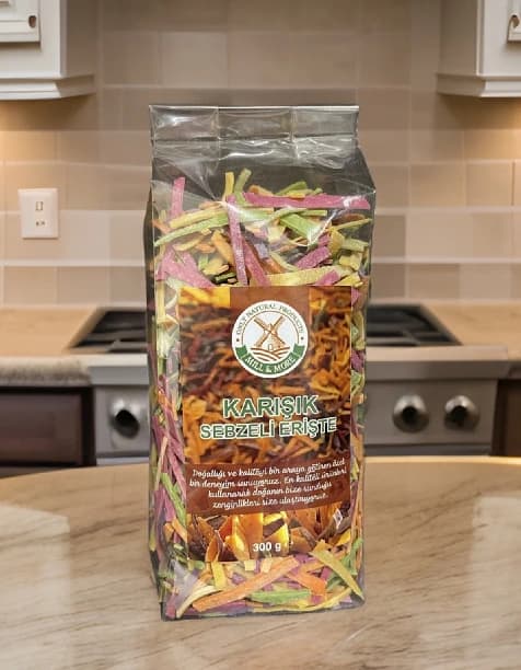 El Yapımı Karışık Sebzeli Ev Eriştesi 300 g